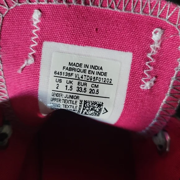 Girls Converse 2 - Picture 5 of 6